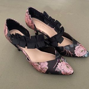 KELLY & KATIE Onirella style BEAUTIFULL womens Shoes size 7.5”